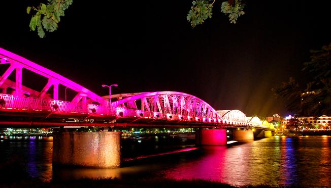 Cầu Tràng Tiền